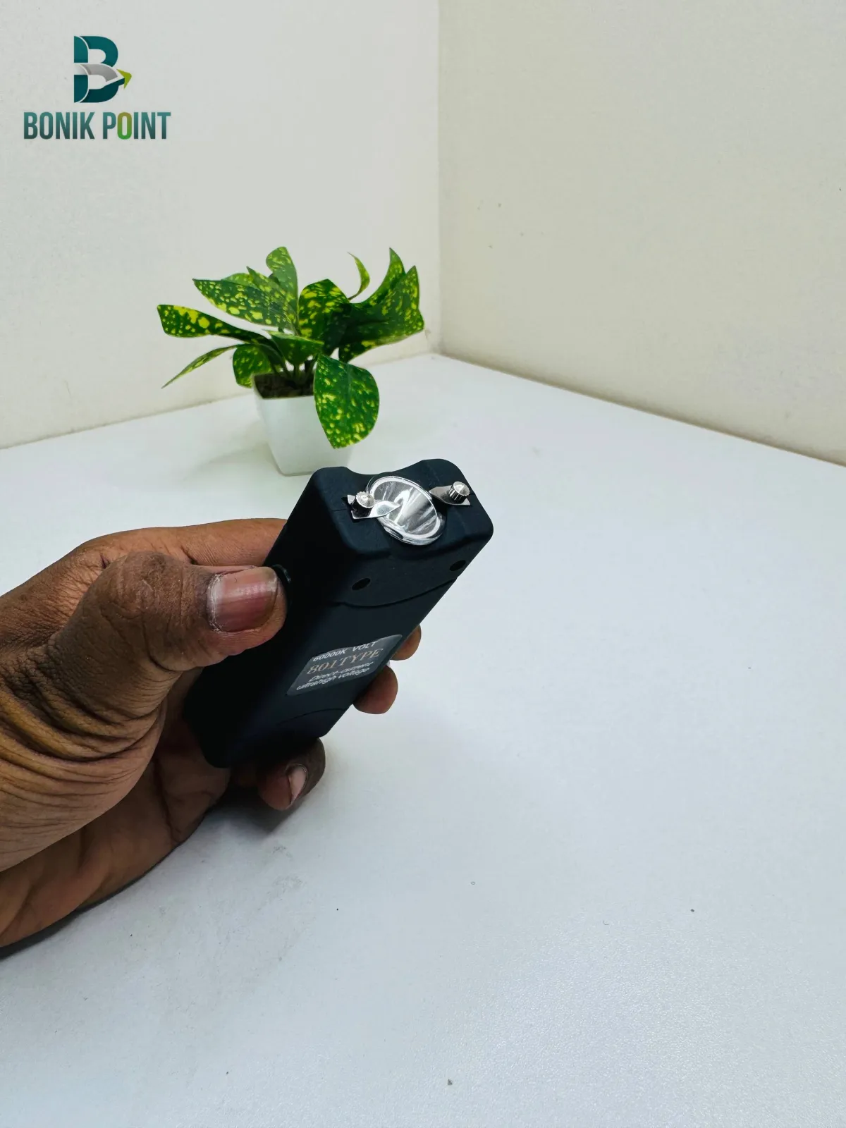 Self Defence Electric Shock And LED Flashlight With Extra Carry Bag product image 6